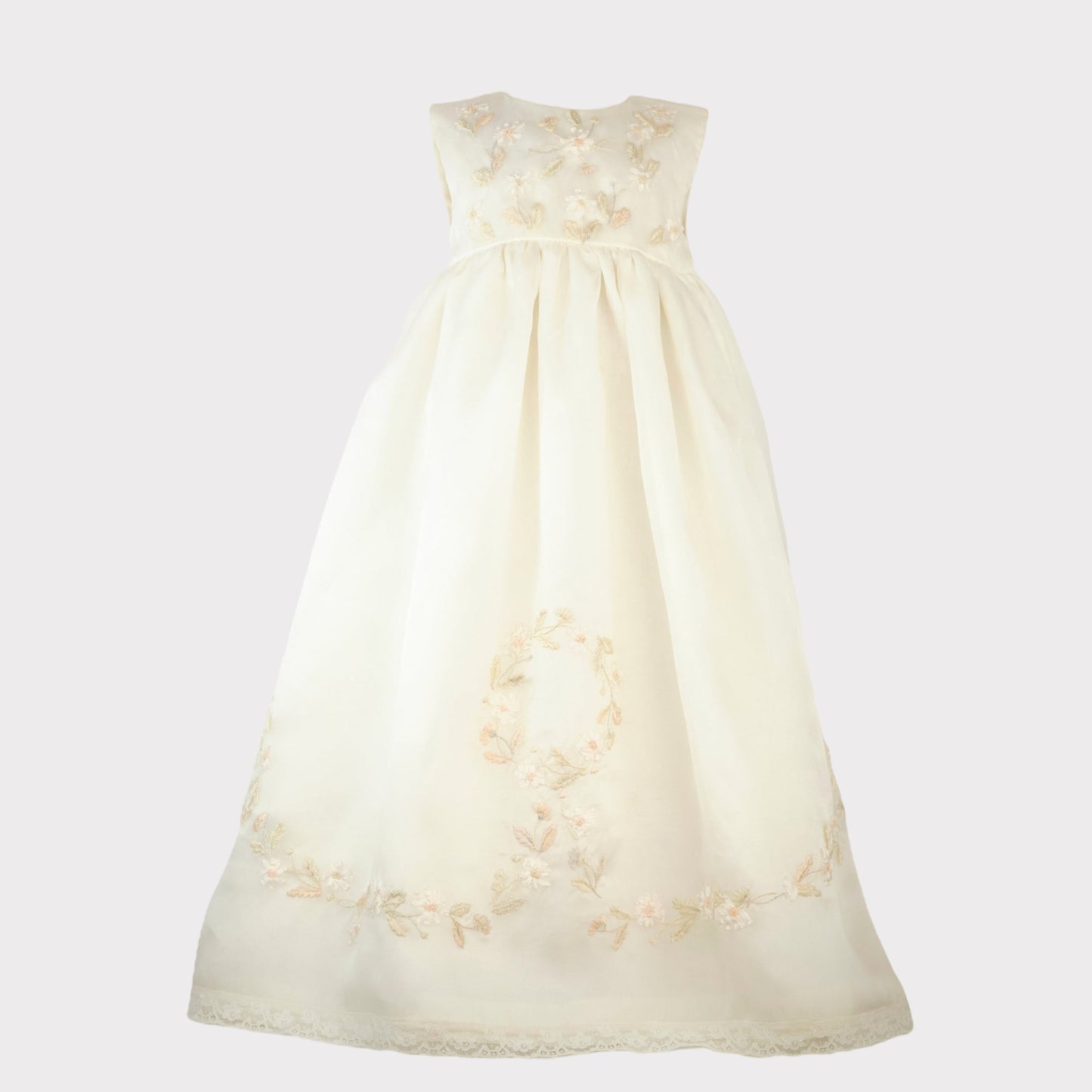 Abito da Battesimo Tradizionale - Creazione Sartoriale in Seta Organza con Ricamo a Mano e Dettagli in Pizzo Francese | Embroidery store Letizia