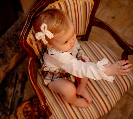 Schottenkaro-Anzug mit Strampelanzug aus Schurwolle und Baumwollhemd mit Spitzenkragen ( 03 Monate - 24 Monate ) | Embroidery Store Letizia