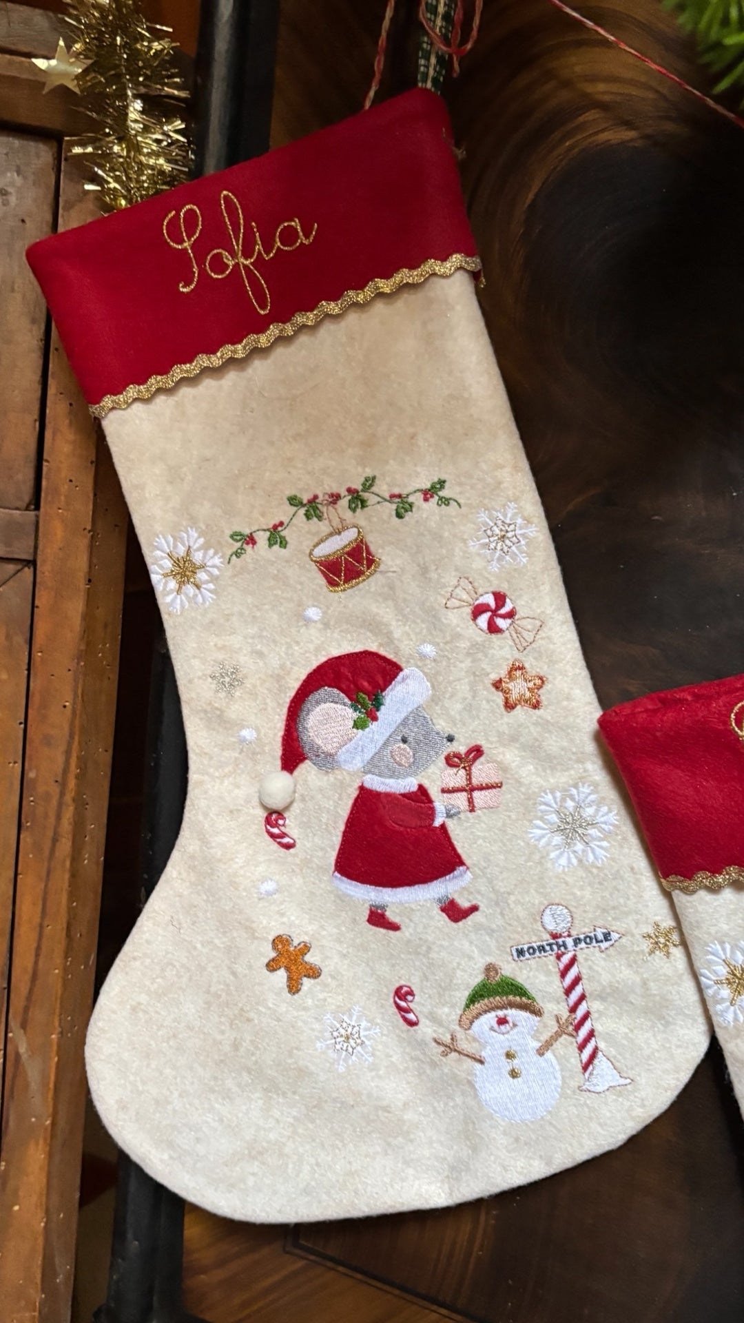 Calza Natalizia in Lana | Personalizzata | Topolino Mamma Natale| Embroidery store Letizia