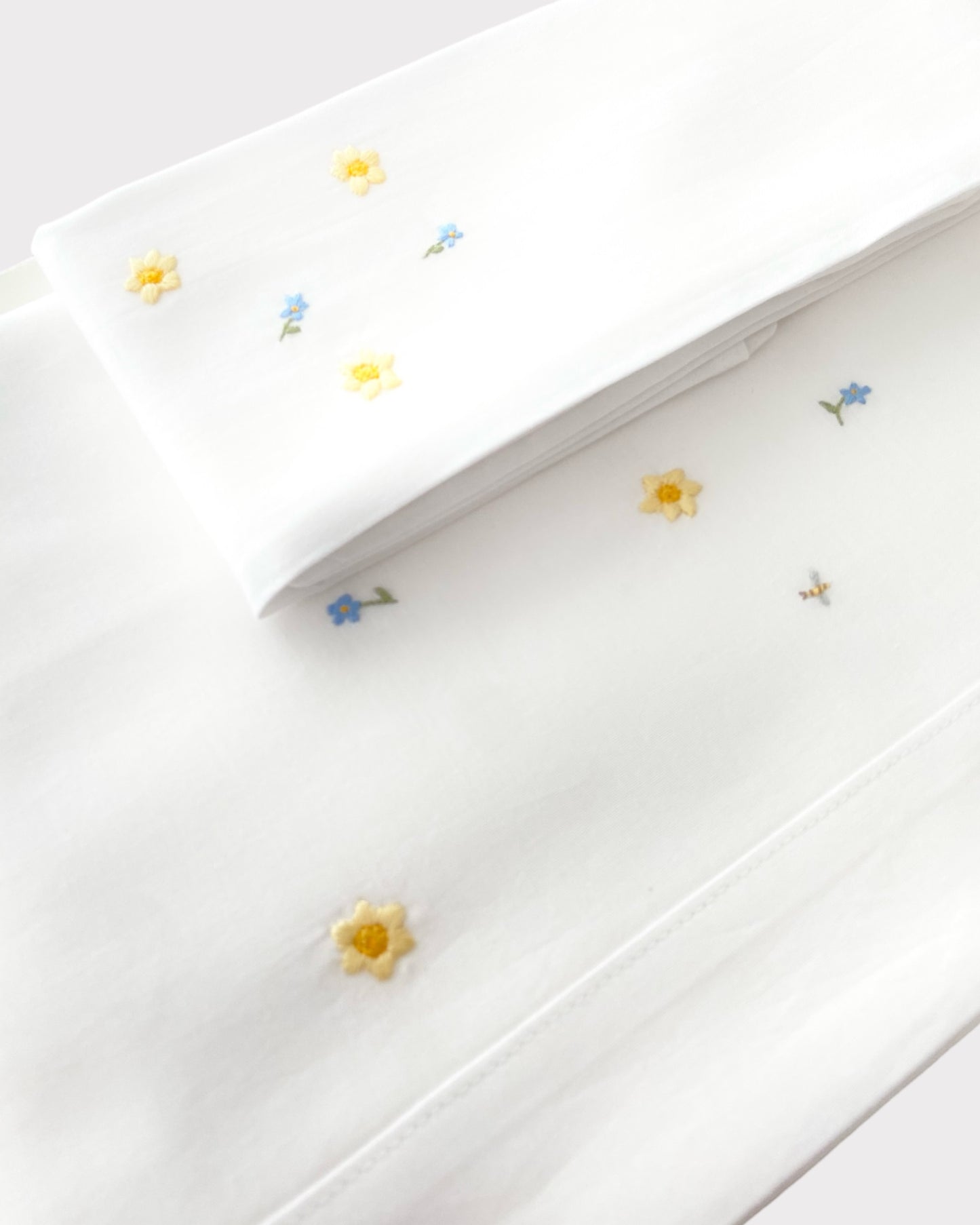 Set lenzuola neonato in cotone ricamo a mano fiorellini