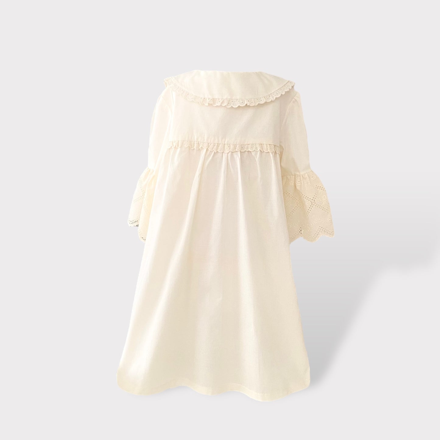 Vestaglia sartoriale "Principessa" in Puro Cotone e Pizzo San Gallo panna | Embroidery store Letizia