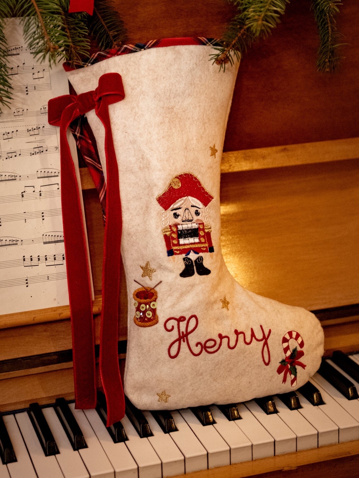 Calza Natalizia in Lana e Tartan | Personalizzata | Soldatino Schiaccianoci | Embroidery store Letizia