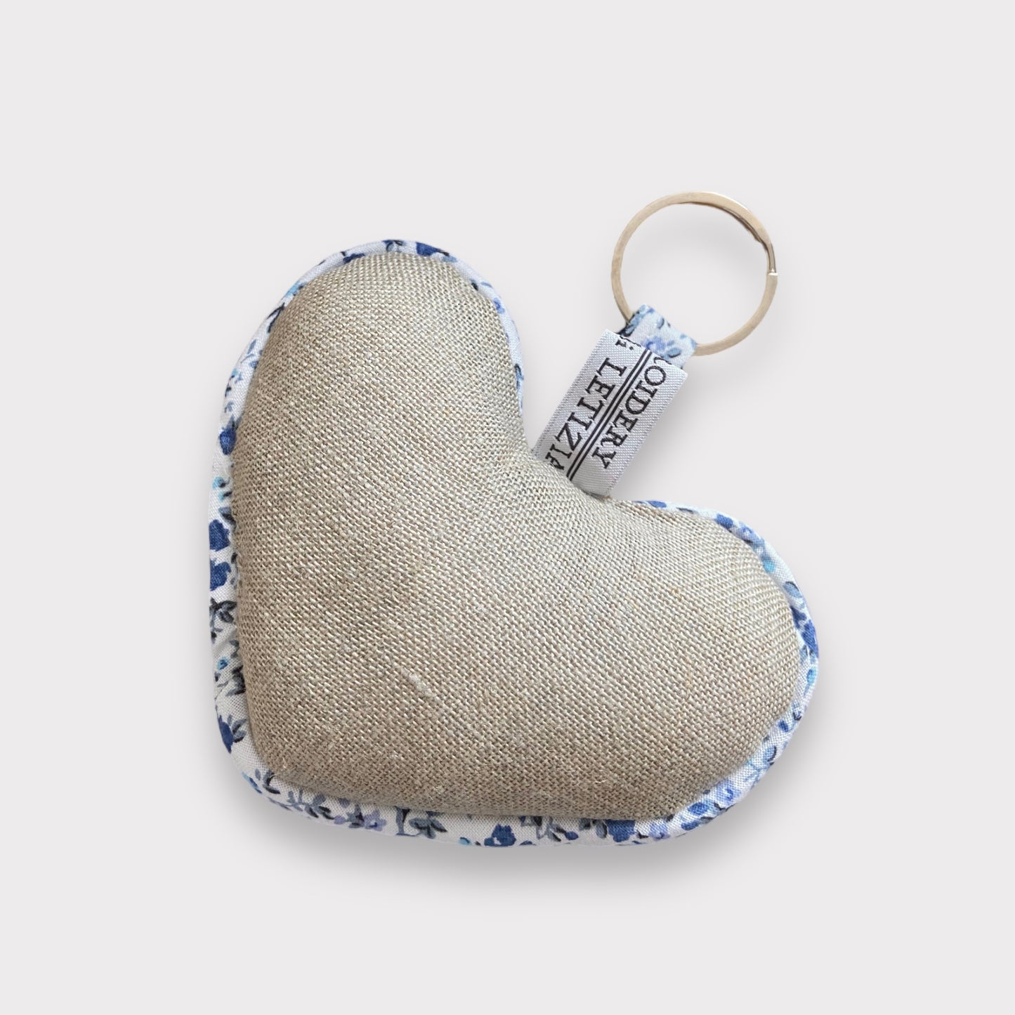 Portachiavi in lino con rifinitura liberty
