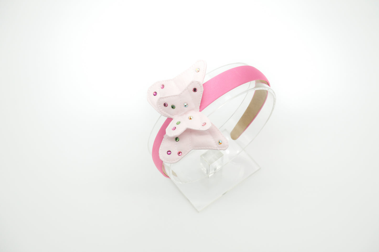 Diadema satin rosa con farfalla e Swarovski