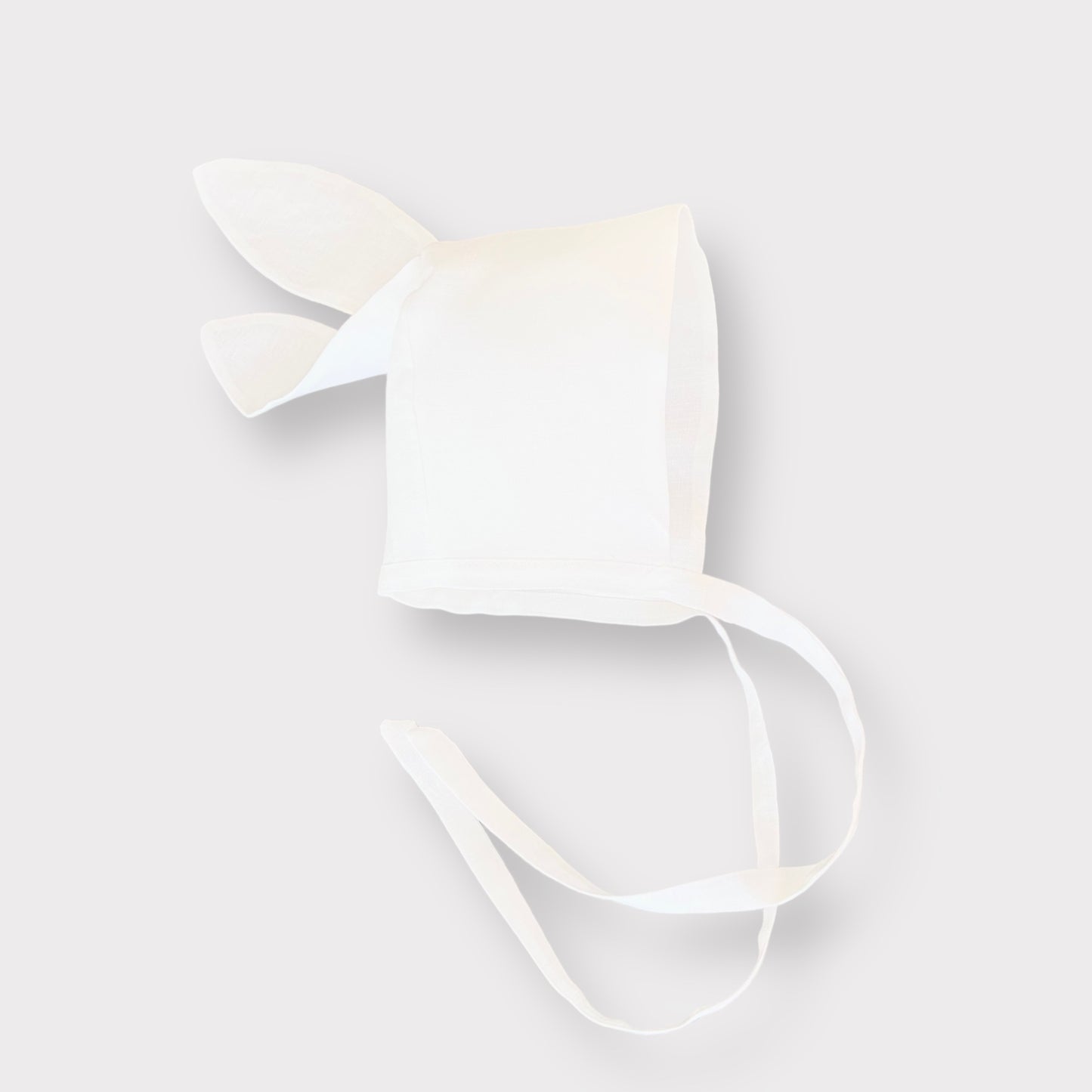 Cuffia con orecchie coniglio in puro lino bianco