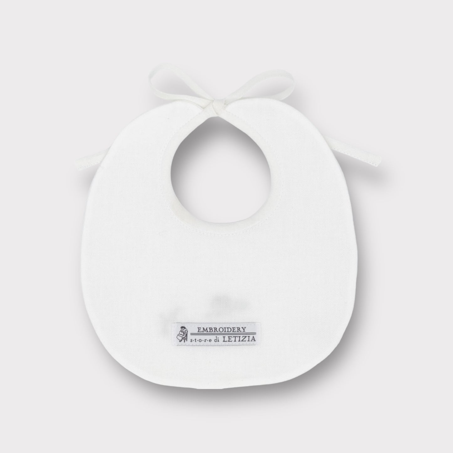 Bavaglino Ricamato a Mano con Riccio e Ghiande in Puro Lino | Embroidery Store di Letizia