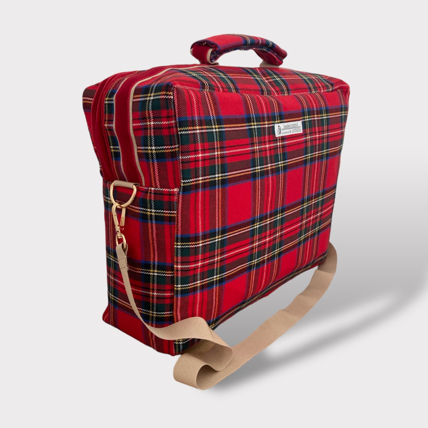 Borsa con Tracolla in Lana Tartan Rossa con Ricamo in Oro Lurex "On my way to Santa Claus"