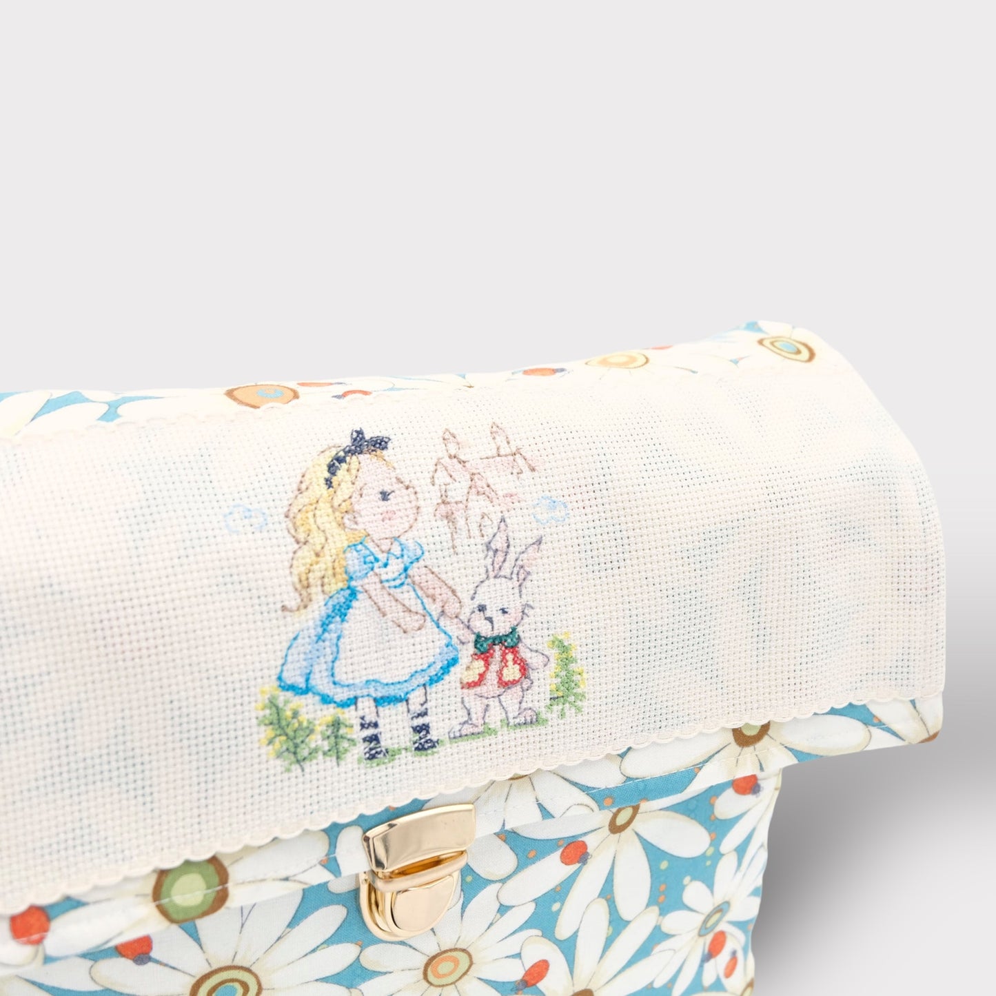 Cartella "Le Avventure di Alice nel Paese delle Meraviglie" per Bambini | Embroidery Store di Letizia