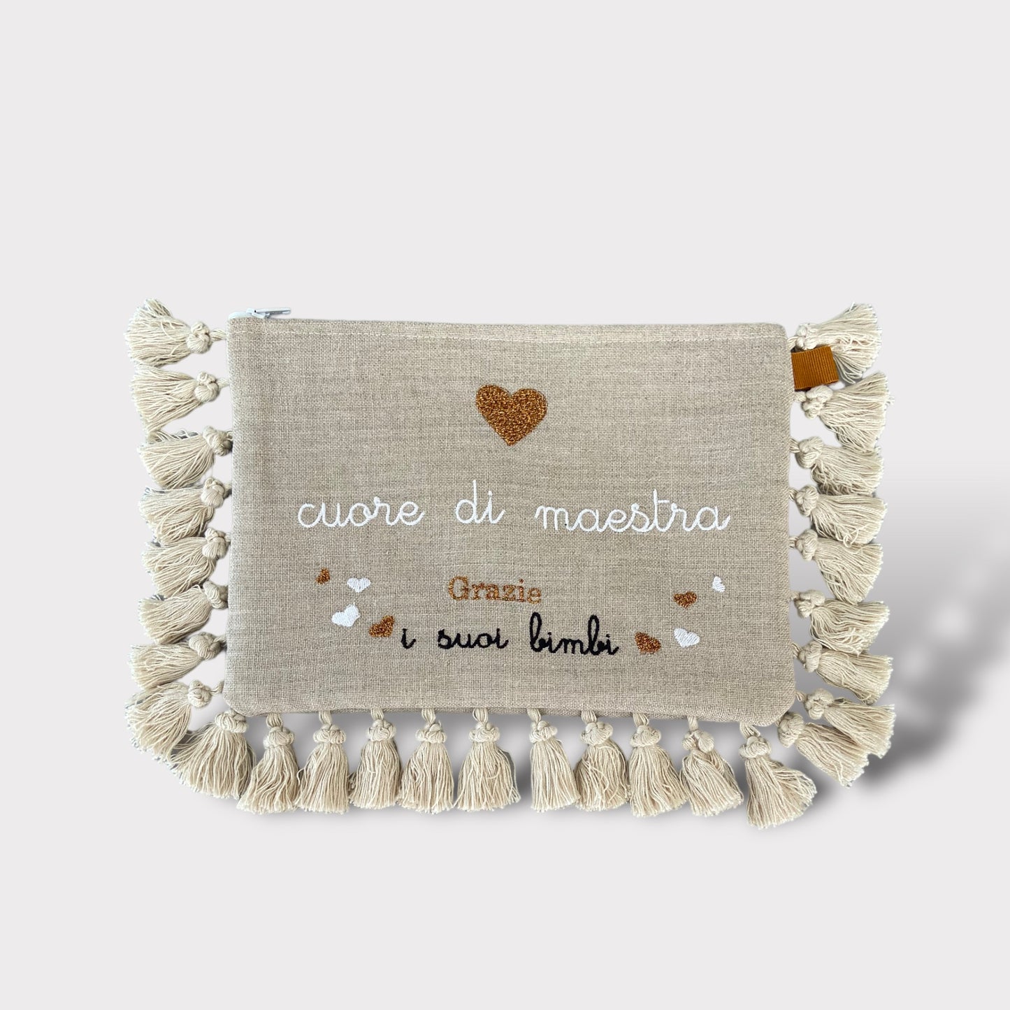 Pochette "Cuore di Maestra" aus italienischem Leinen - Kollektion "Grazie Maestre" | Embroidery Store di Letizia