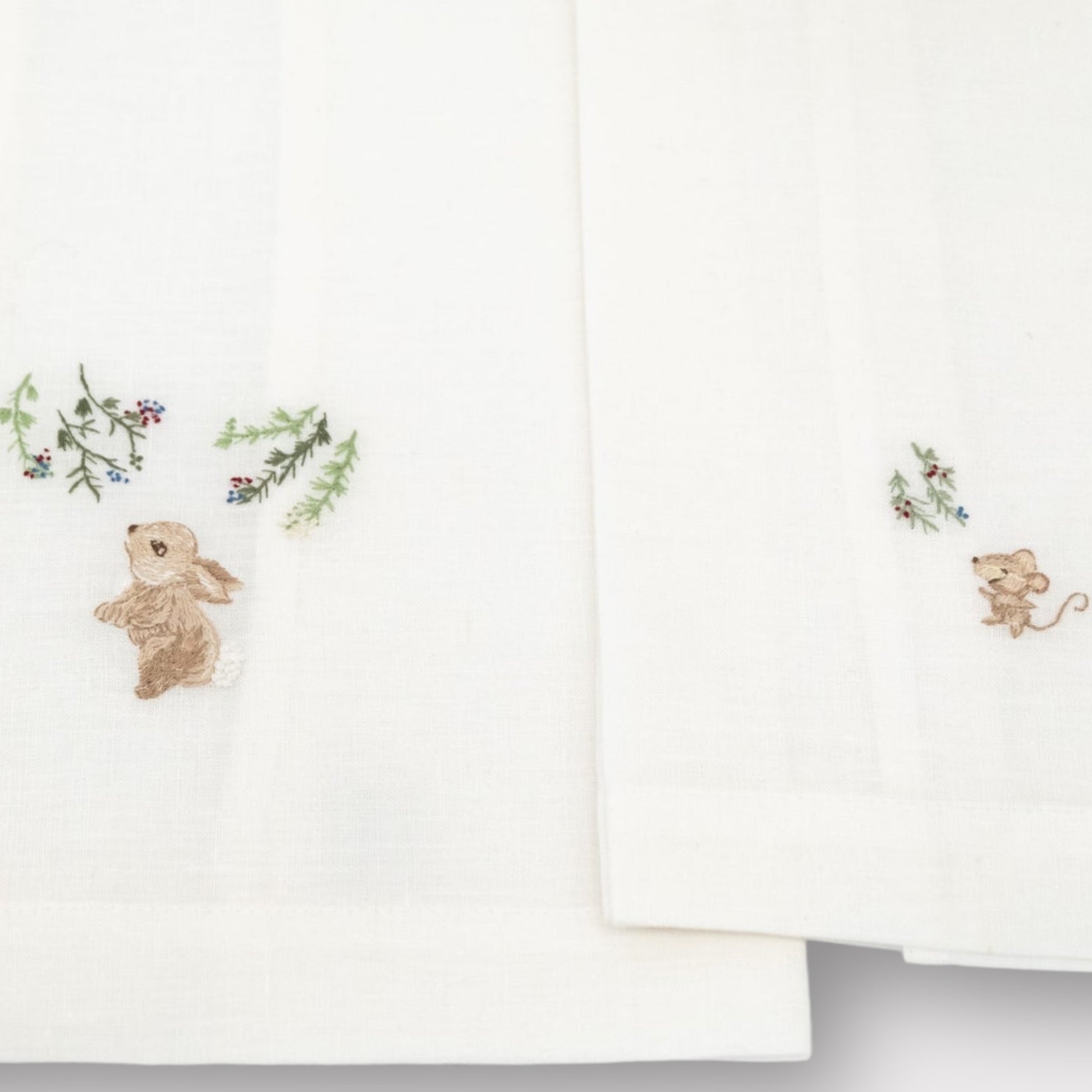 Asciugamani Puro Lino Ricamo a Mano Orsetto  Embroidery store Letizia –  Embroidery store di Letizia